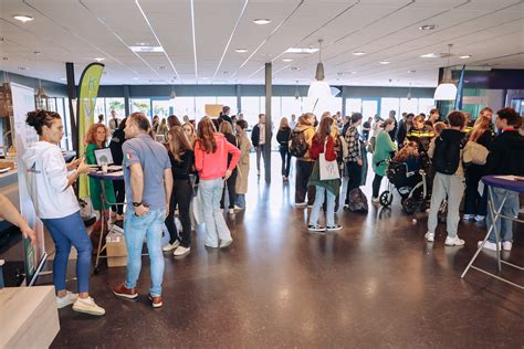 celine oud beijerland|Video: Start van de Hoeksche Inspiratiedagen: Drukbezochte .